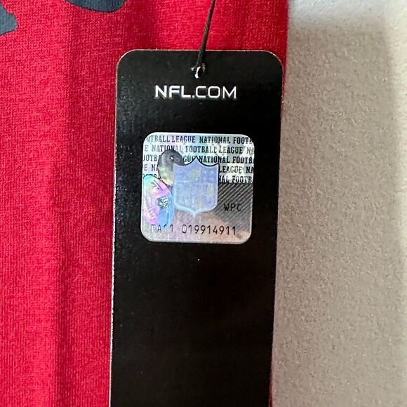 Cardinals NFL Team Apparel Short Sleeve V Neck Tee Shirt Red Women's Small NWT - Picture 3 of 9